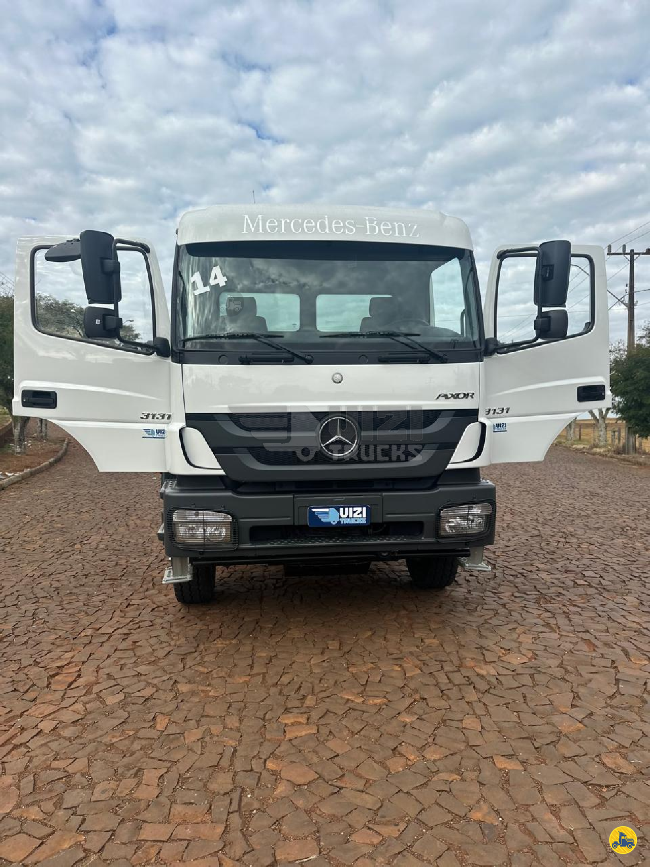 CAMINHAO MERCEDES-BENZ MB 3131 Chassis BiTruck 8x4 Vizi Trucks DOIS VIZINHOS PARANÁ PR